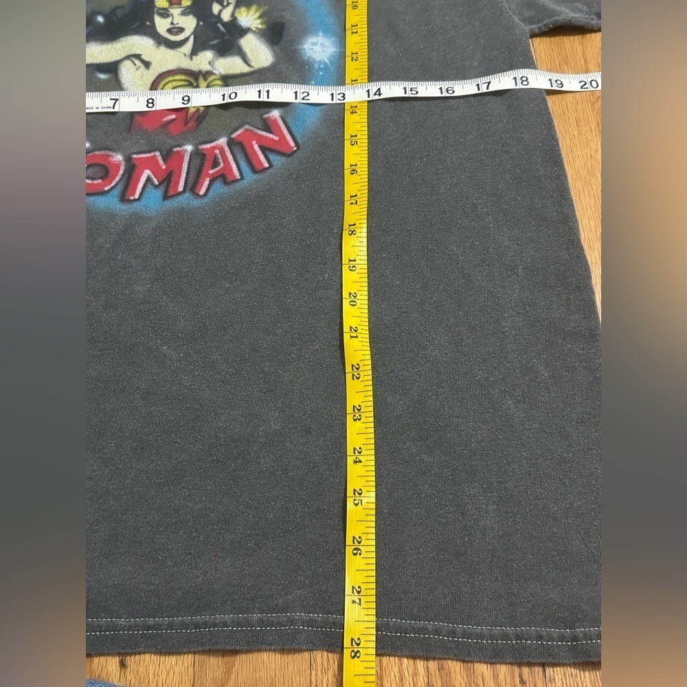 Wonder Woman Graphic Tee - Black - Picture 4 of 4